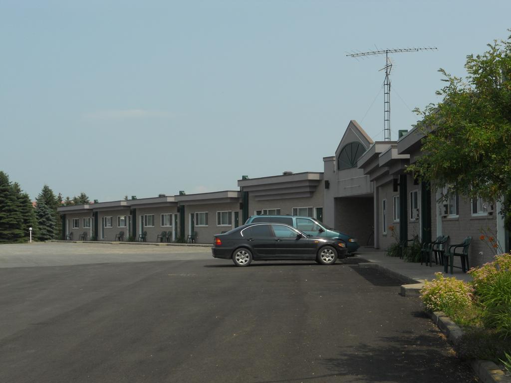 Motel Normandie Louiseville Esterno foto
