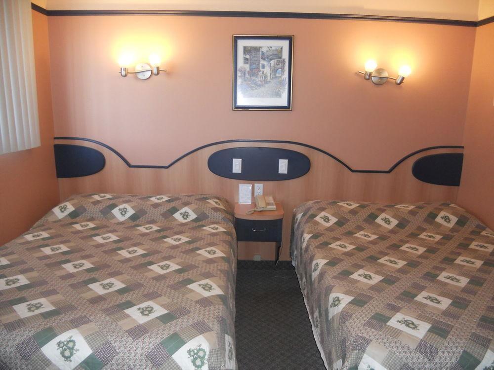 Motel Normandie Louiseville Esterno foto