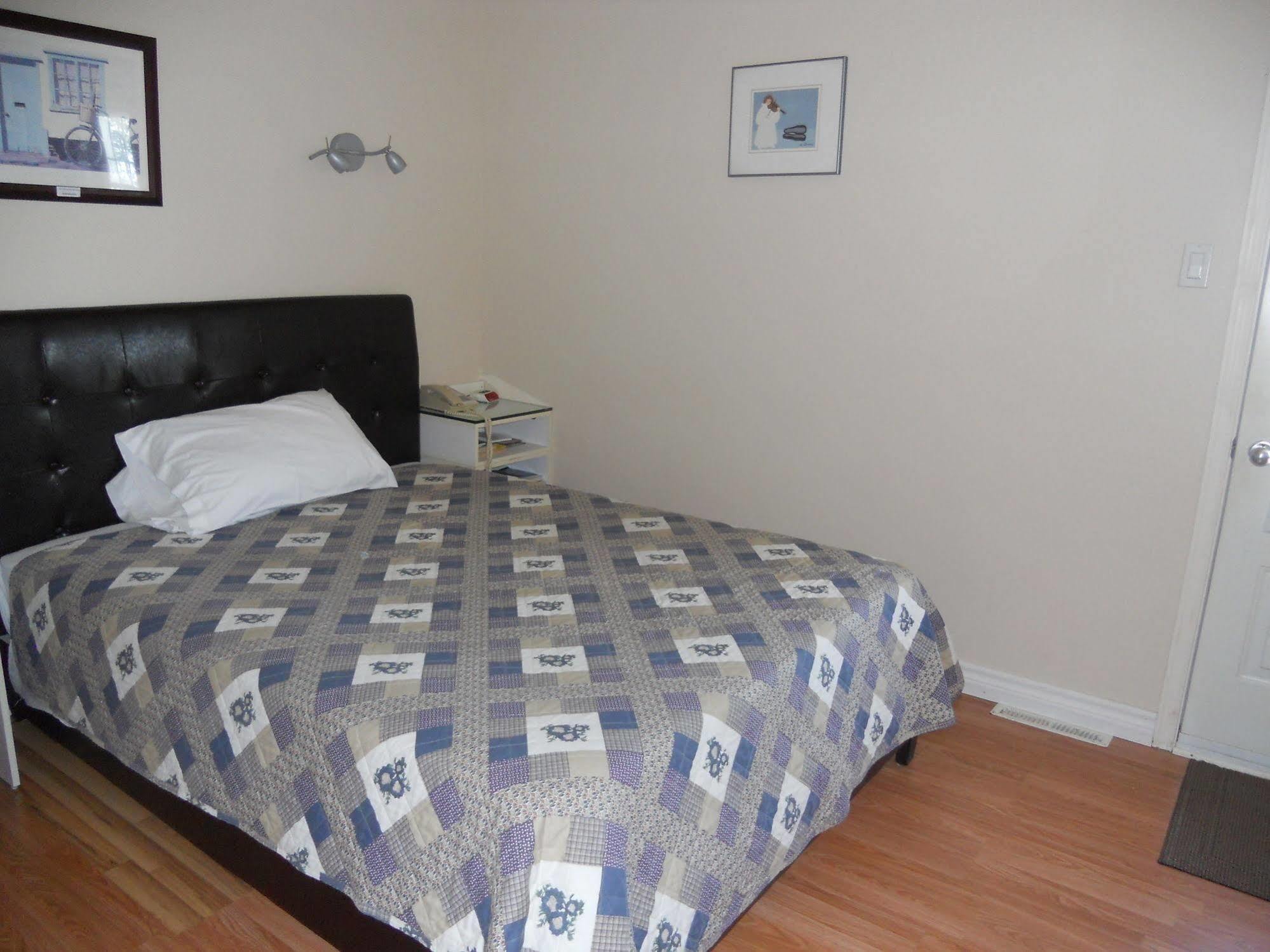 Motel Normandie Louiseville Esterno foto
