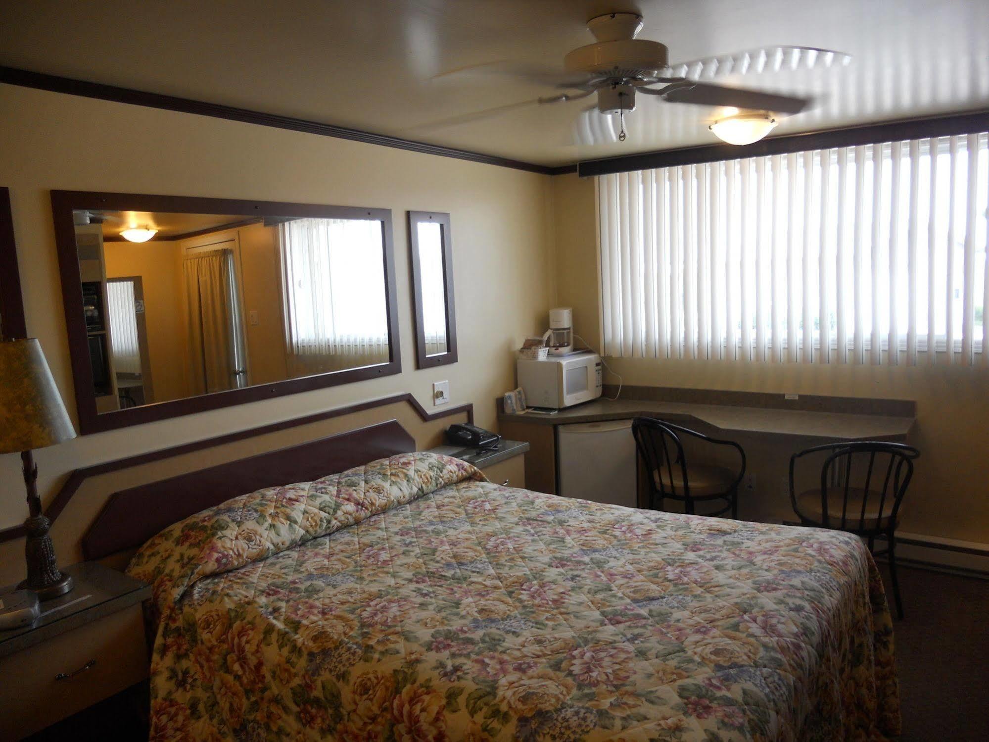 Motel Normandie Louiseville Esterno foto