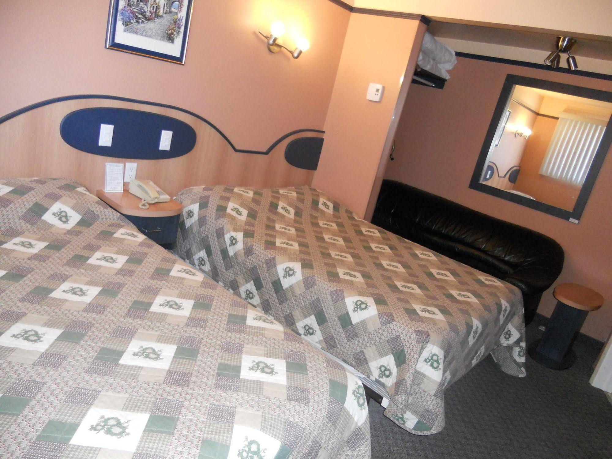 Motel Normandie Louiseville Esterno foto