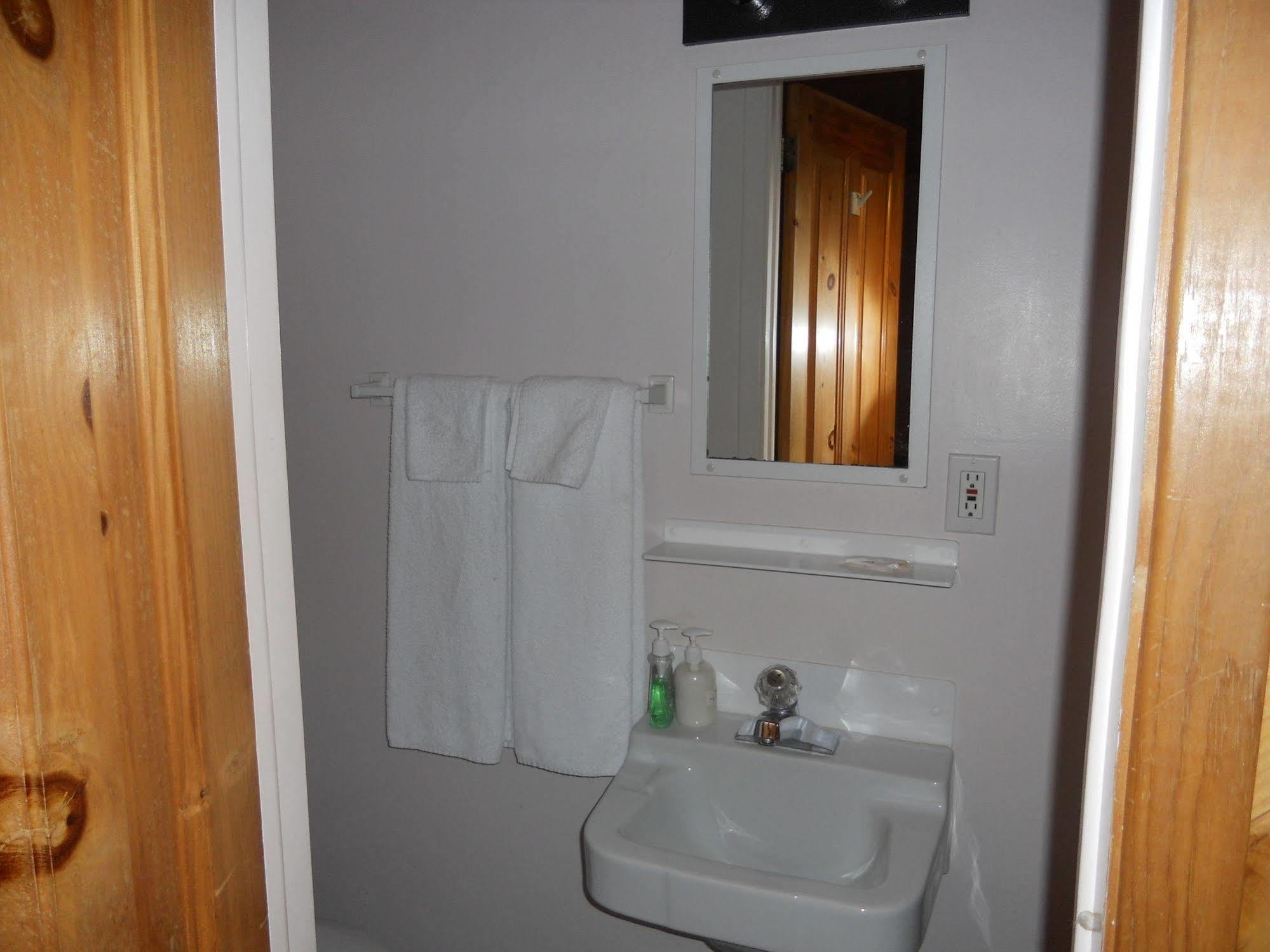 Motel Normandie Louiseville Esterno foto