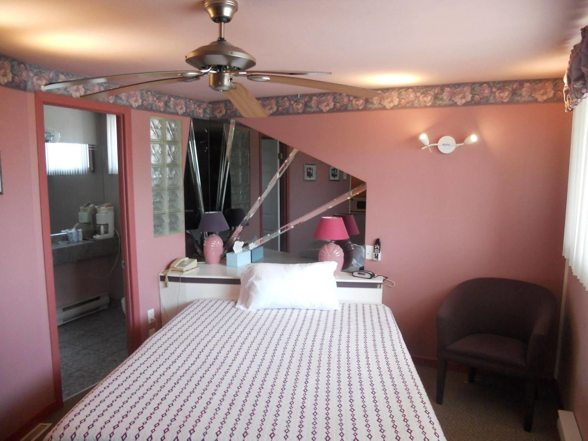 Motel Normandie Louiseville Esterno foto