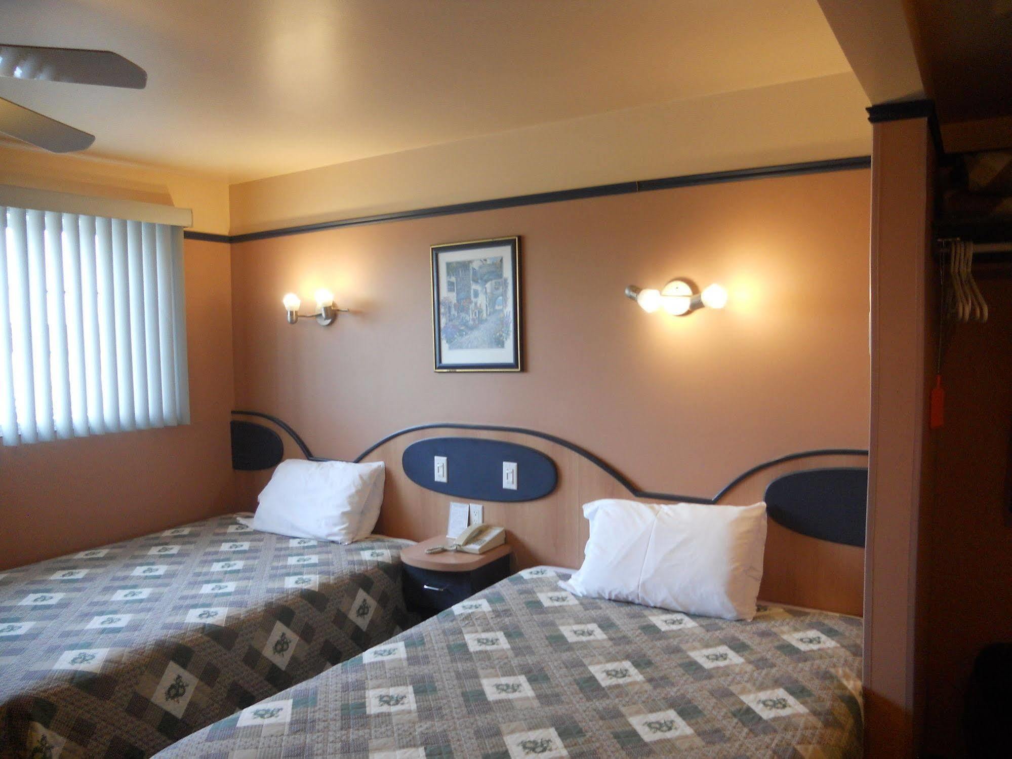 Motel Normandie Louiseville Esterno foto